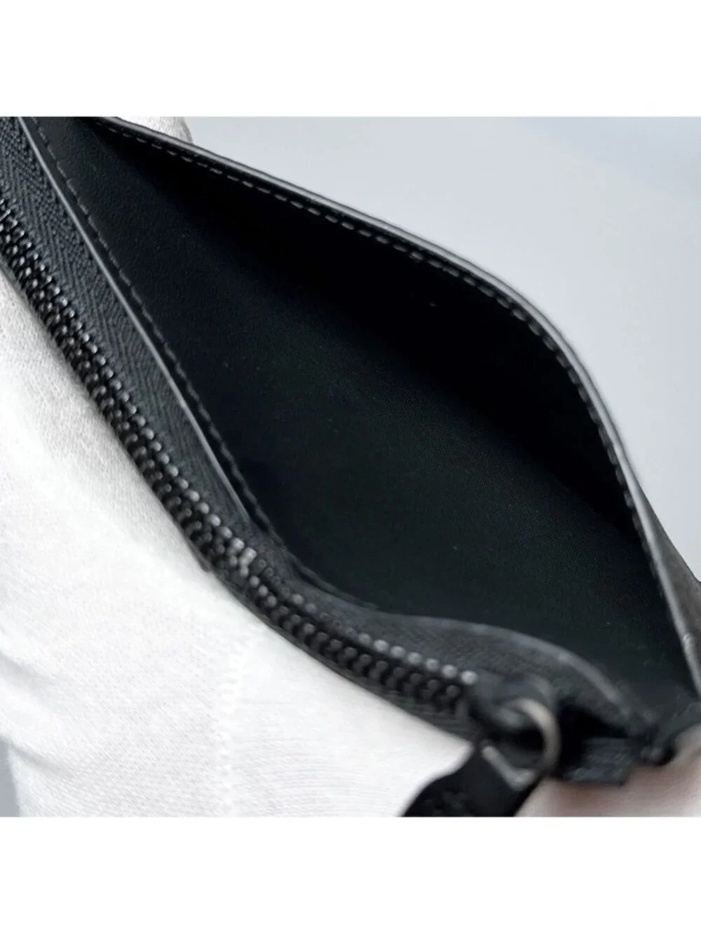 Louis Vuitton Monogram Eclipse Trunk Multi Card Holder